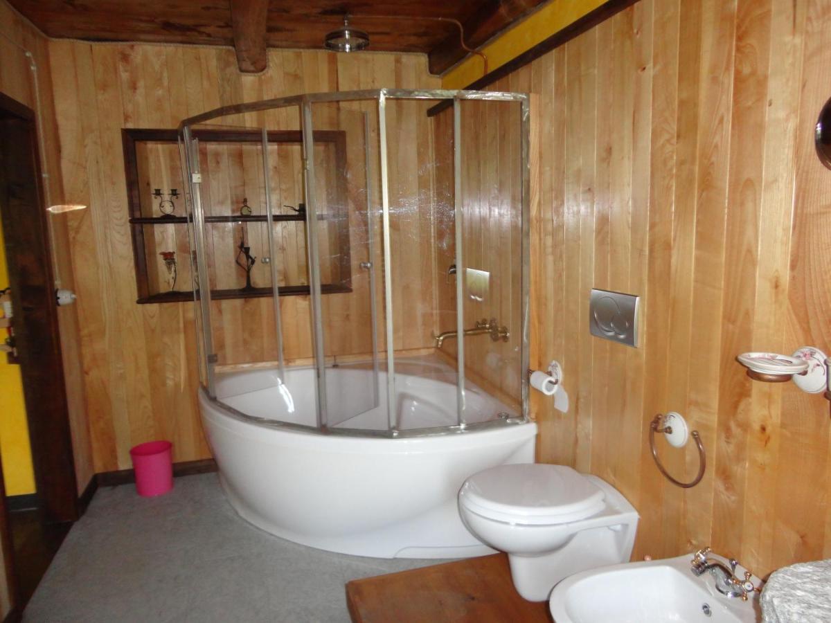 B&B "La Baita Delle Coccinelle" Varallo Kültér fotó